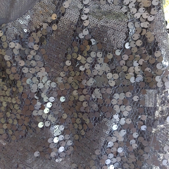 Sheer sequin black tank top - Picture 6 of 8